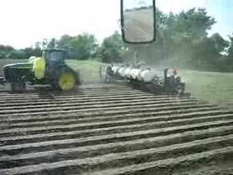 8400 John Deere Tractor. John Deere Planting