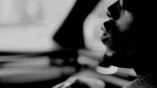 Giggs - Don't go there (ft. b.o.b) Giggs - Don't go there (ft. b.o.b)