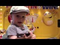 William hip hop at M&M's .mov