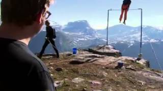 Ginástica no topo da montanha