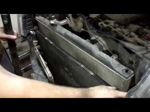 Honda Pilot, radiator replacement, remove the bumper