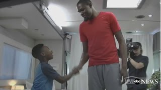 Kevin Durant Surprises Fan With a Similar Story to His 