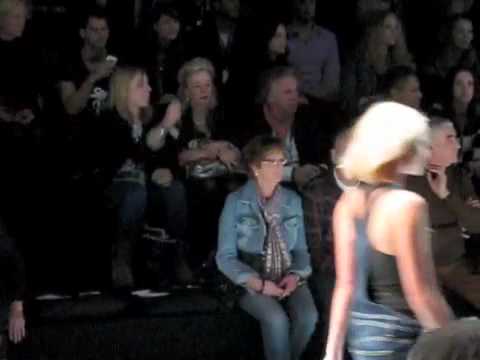 met jeans fashion show modefabriek 2010 freakdelafashion 1458 views 2 years