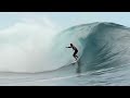 KELLY SLATER 10 BARRELS AT TEAHUPOO