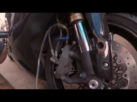 DIY FRONT BRAKE FLUID FLUSH (CHANGE) 1 DIY FRONT BRAKE FLUID FLUSH (CHANGE) 1