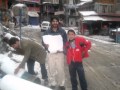police wich parti ho gaya