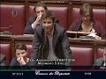 Alessandro Di Battista - perche' non abbiamo dato la fiducia al PD - Bersani in aula ad ascoltare