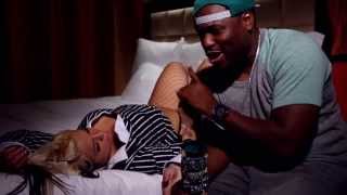 Statik Selektah - Gz, Pimps, Hustlers (ft. Wais P) Statik Selektah - Gz, Pimps, Hustlers (ft. Wais P)