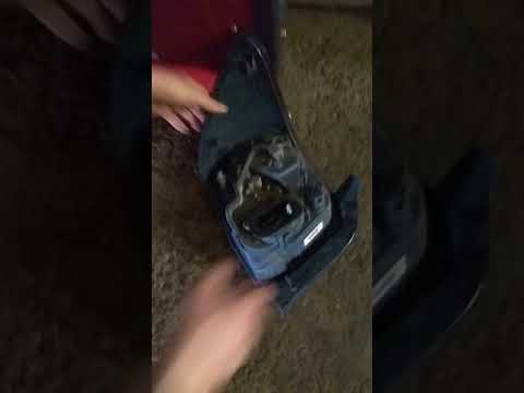 Как снять заднюю фару сандеро Renault Sandero Stepway Reparatur. Besser als offiziell, mach es selbst!