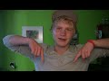 Man schiet eigen penis kapot! (10)