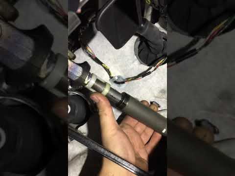 Устранение стука в руле на Toyota Avensis T27