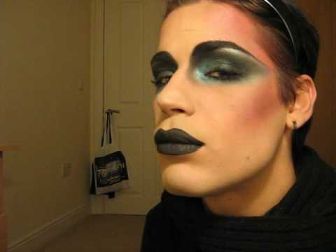 goth makeup tutorial. Gothic Make Up Tutorial