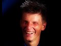 Аршавин смеётся после