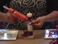 Cómo hacer un recuerdo para XV años con vela y dulces
