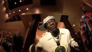 N.o.r.e. - Nutcracker (ft. flavor flave) N.o.r.e. - Nutcracker (ft. flavor flave)