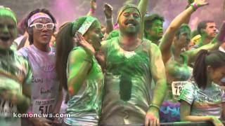 The Color Run brightens Seattle Center