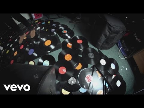 The View - I Need That Record