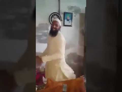 Khatme Nabuwwat Mullah Ya Khusra Dancing On Vulgure Song They Need No Musleh ? Mullah are enough