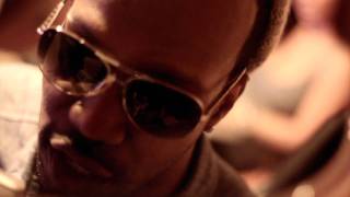 Juicy J - This Bitch By My Side Juicy J - This Bitch By My Side