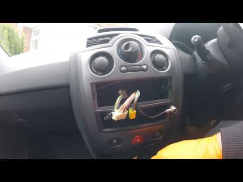 How to remove the button of the central Renault Megane lock вытянуть кнопку центрального замка