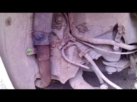 Как снять горловину бензобака тойота королла Retrait du réservoir de gaz Toyota Corolla Fielder. Réparation DE et À