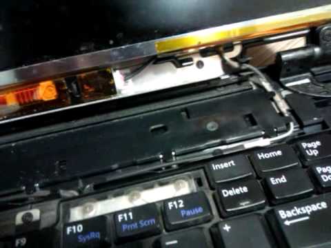 Tighten Hinges Of Dell Latitude E5500 Laptop