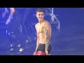 WHOA! Justin Bieber Loses His Pants On-Stage