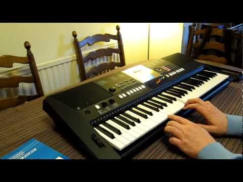 Yamaha PSR E423 digital keyboard - hands on review & USP features. Duration: 7:15. Total Views: 52,387