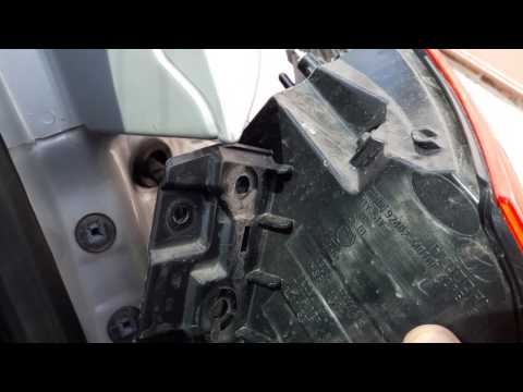 How to remove the Hyundai Creta taillight