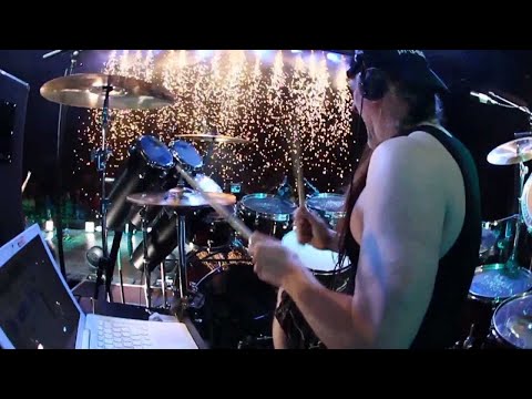 Hammerfall - "Hammerfall" (live) OFFICIAL