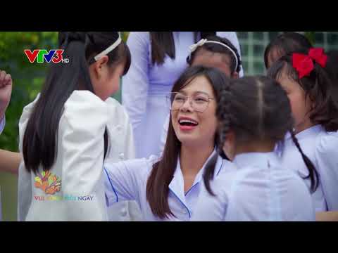 Nguyễn Phi Hùng tái ngộ Vy Oanh