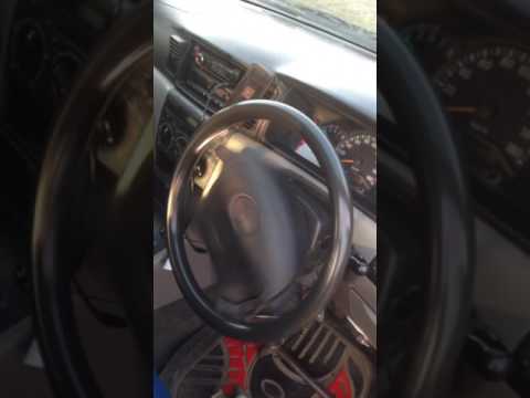 Расположение предохранителя электроусилителя руля у Toyota Avensis