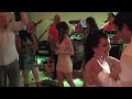 Tijana kao gost na svadbi peva