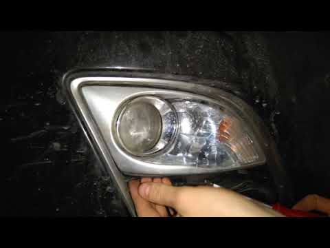 Как поменять лампочку в габаритах и противотуманной фаре mazda cx-7