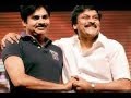 Pawan Kalyan Gifts Mangoes to Chiranjeevi Pawan Kalyan Gifts Mangoes to Chiranjeevi
