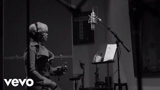 Mary J. Blige - Right Now (From The London Sessions)
