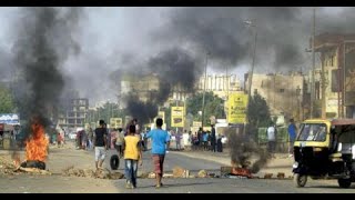 حكم إغلاق الشوارع بالمتاريس وحرق الإطارات .. د. عبدالحي يوسف | فتوى