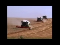 kombajn- combine harvester .PD Jarok žatva 2010 kombajny CLAAS a JOHN DEERE