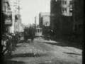 play video - Biciclete in New York in 1898 Biciclete in New York in 1898