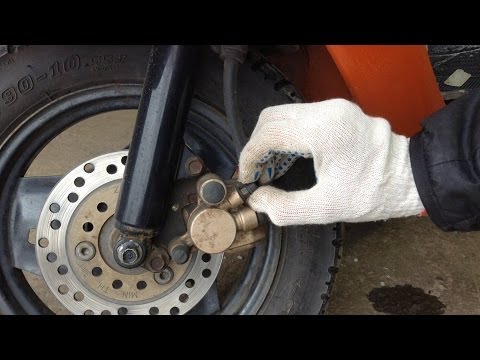 Как прокачать тормоза на скутере