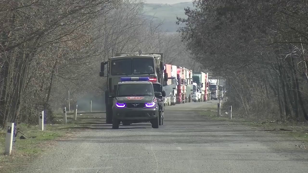 Ռուս խաղաղապահները Շուշի են ուղեկցել ադրբեջանական բեռնատար մեքենաներ (տեսանյութ)