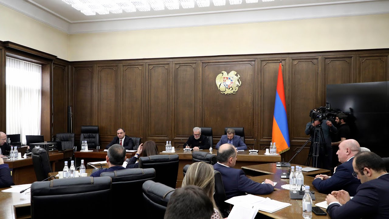 Հանձնաժողովների համատեղ նիստում քննարկվել է Հաշվեքննիչ պալատի ընթացիկ եզրակացությունը
