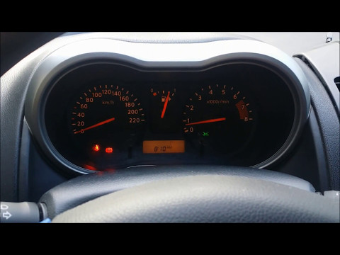 Где датчик температуры антифриза в Nissan Versa