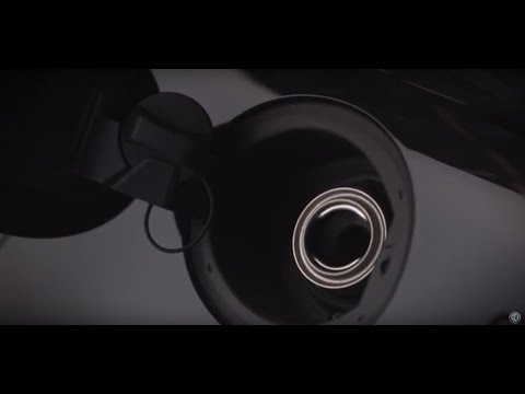 Fuel Filler Door I 2017 Giulia I Alfa Romeo USA
