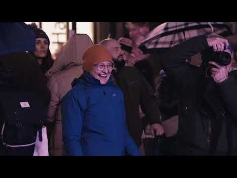 This is the image alt text