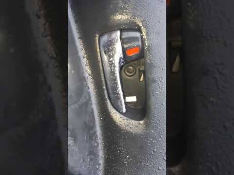 Как снять обшивку двери калдина Bumper replacement Toyota Opa