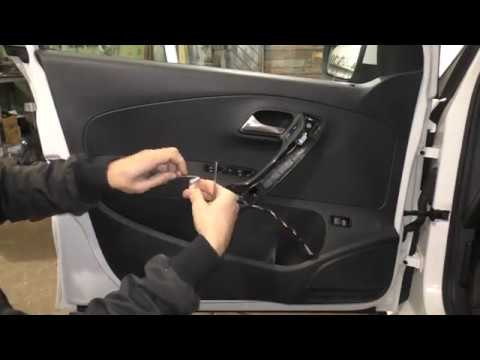 VW Polo Sedan - Как снять обшивку двери