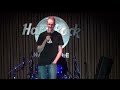Comedian owns heckler for 4 minutes