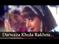 Darwaza Khula Rakhna Mera Yaar song, Sridevi from Chand Ka Tukda