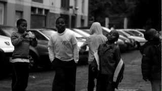 MZ - Mr.Presents (ft. Jeci-Jess & Le Binome) MZ - Mr.Presents (ft. Jeci-Jess & Le Binome)